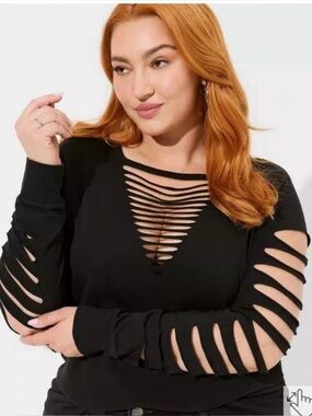 Torrid Classic Fit Cotton Crew Neck Slasher Cutout Tee